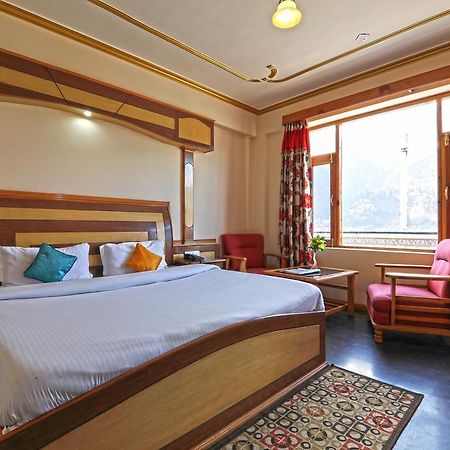 Hotel Prini Inn Manāli Zewnętrze zdjęcie