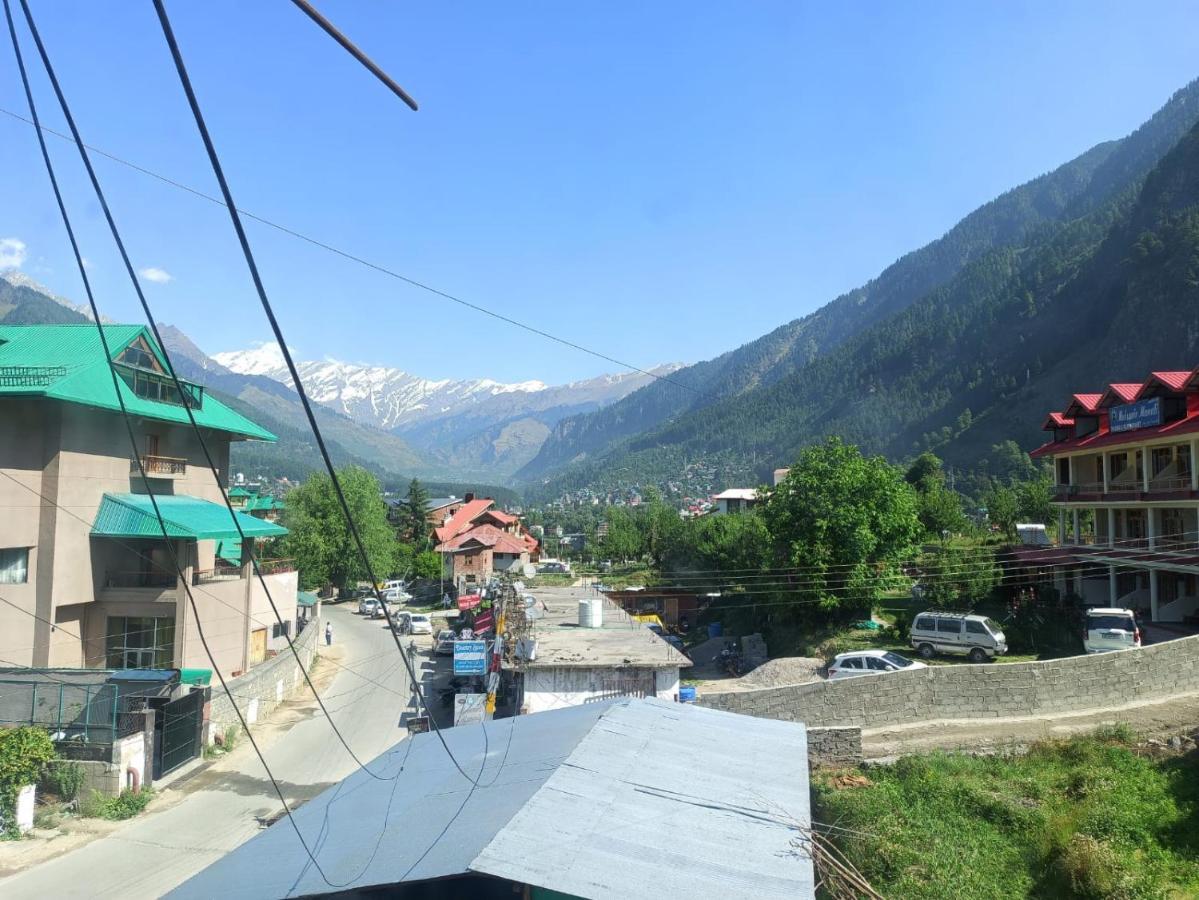 Hotel Prini Inn Manāli Zewnętrze zdjęcie