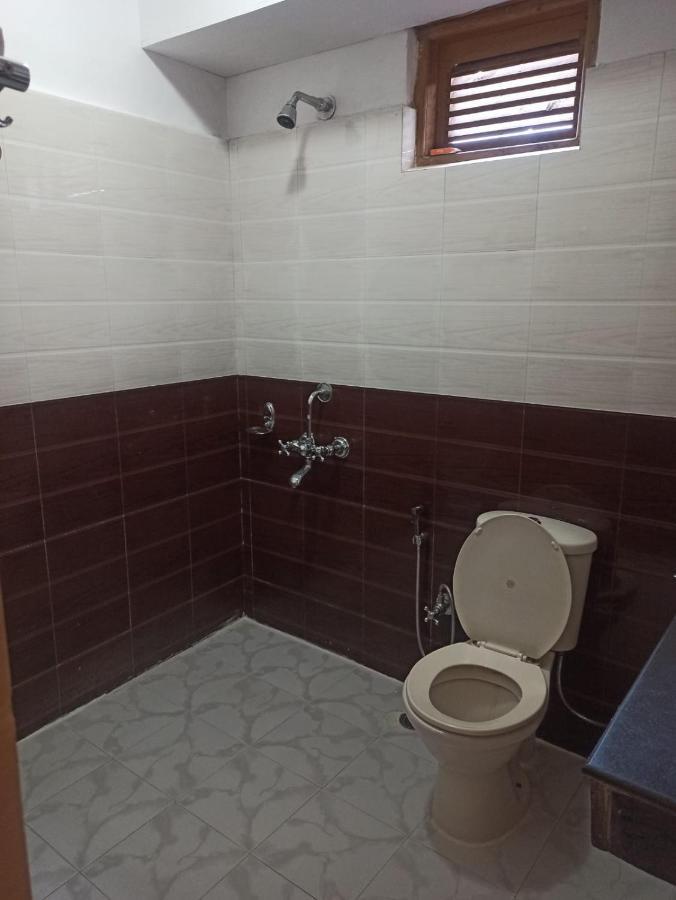 Hotel Prini Inn Manāli Zewnętrze zdjęcie