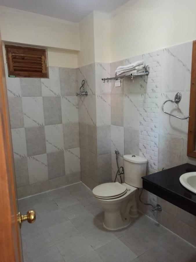 Hotel Prini Inn Manāli Zewnętrze zdjęcie