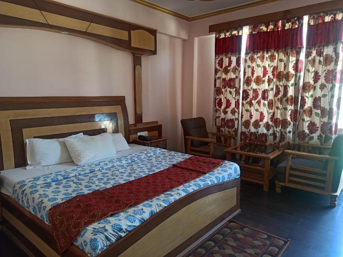 Hotel Prini Inn Manāli Zewnętrze zdjęcie