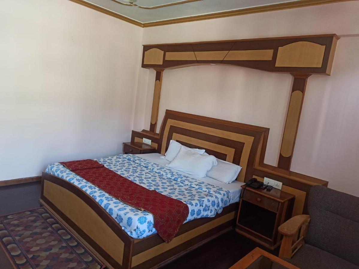 Hotel Prini Inn Manāli Zewnętrze zdjęcie