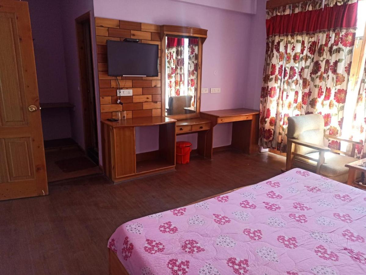 Hotel Prini Inn Manāli Zewnętrze zdjęcie