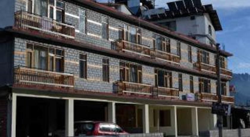 Hotel Prini Inn Manāli Zewnętrze zdjęcie